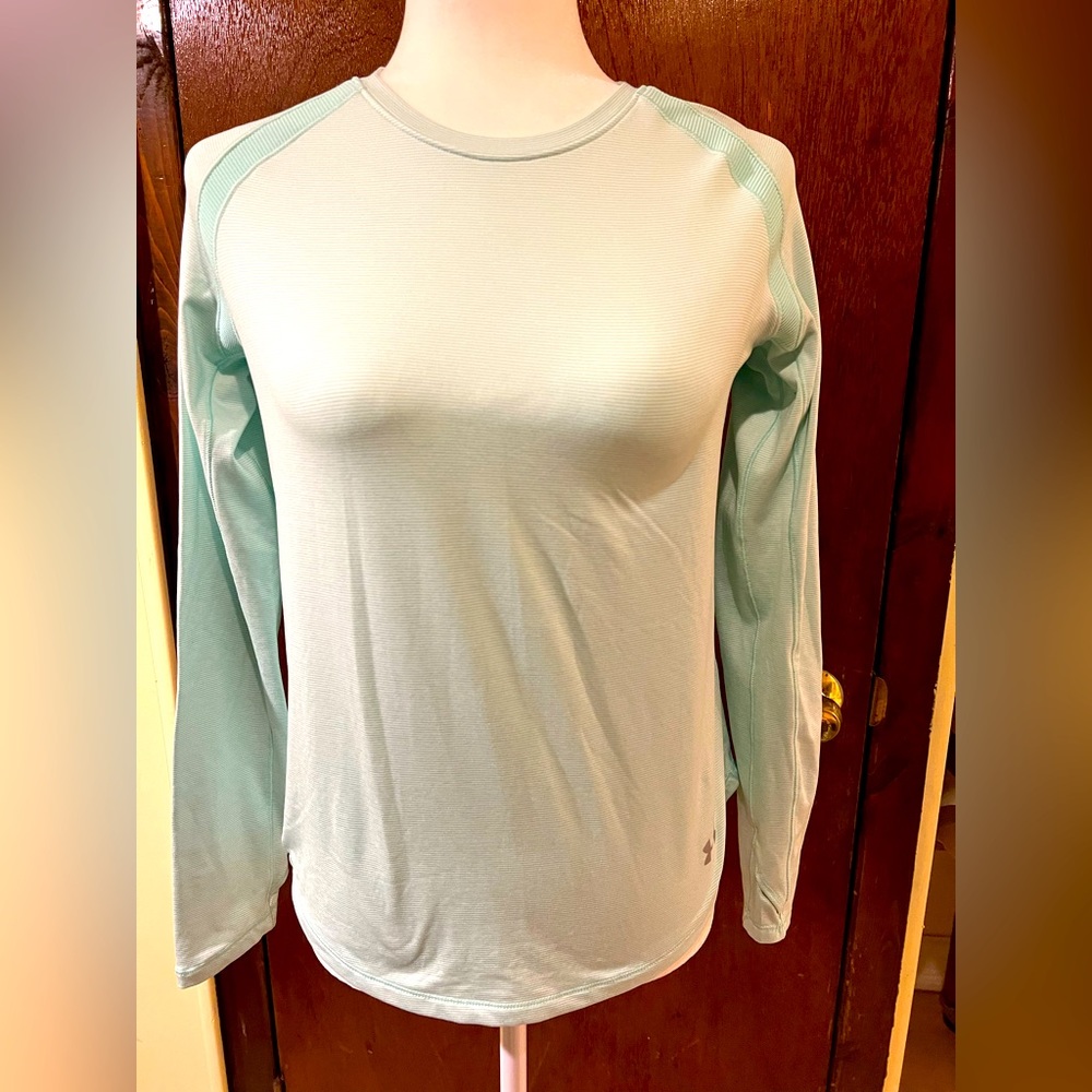 Under Armour cold gear top